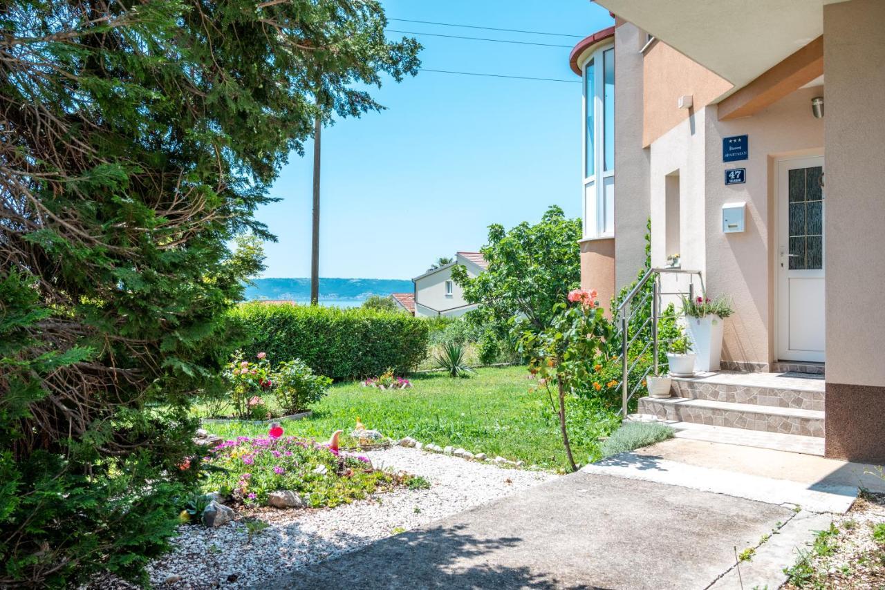 Nadalina Apartment Kaštel Stari المظهر الخارجي الصورة