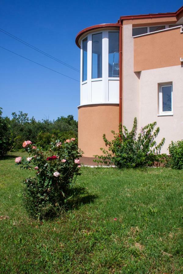 Nadalina Apartment Kaštel Stari المظهر الخارجي الصورة